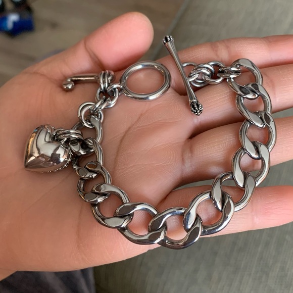 Juicy Couture Silver Chain Link Heart Toggle Bracelet J Charm 7.5” Jewelry EUC - Picture 7 of 7